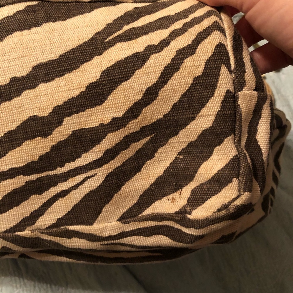 Michael Kors Tiger print canvas Handbag / Purse - Picture 3 of 6